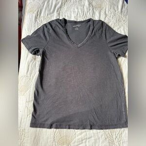 Universal Thread Charcoal V-Neck Tee